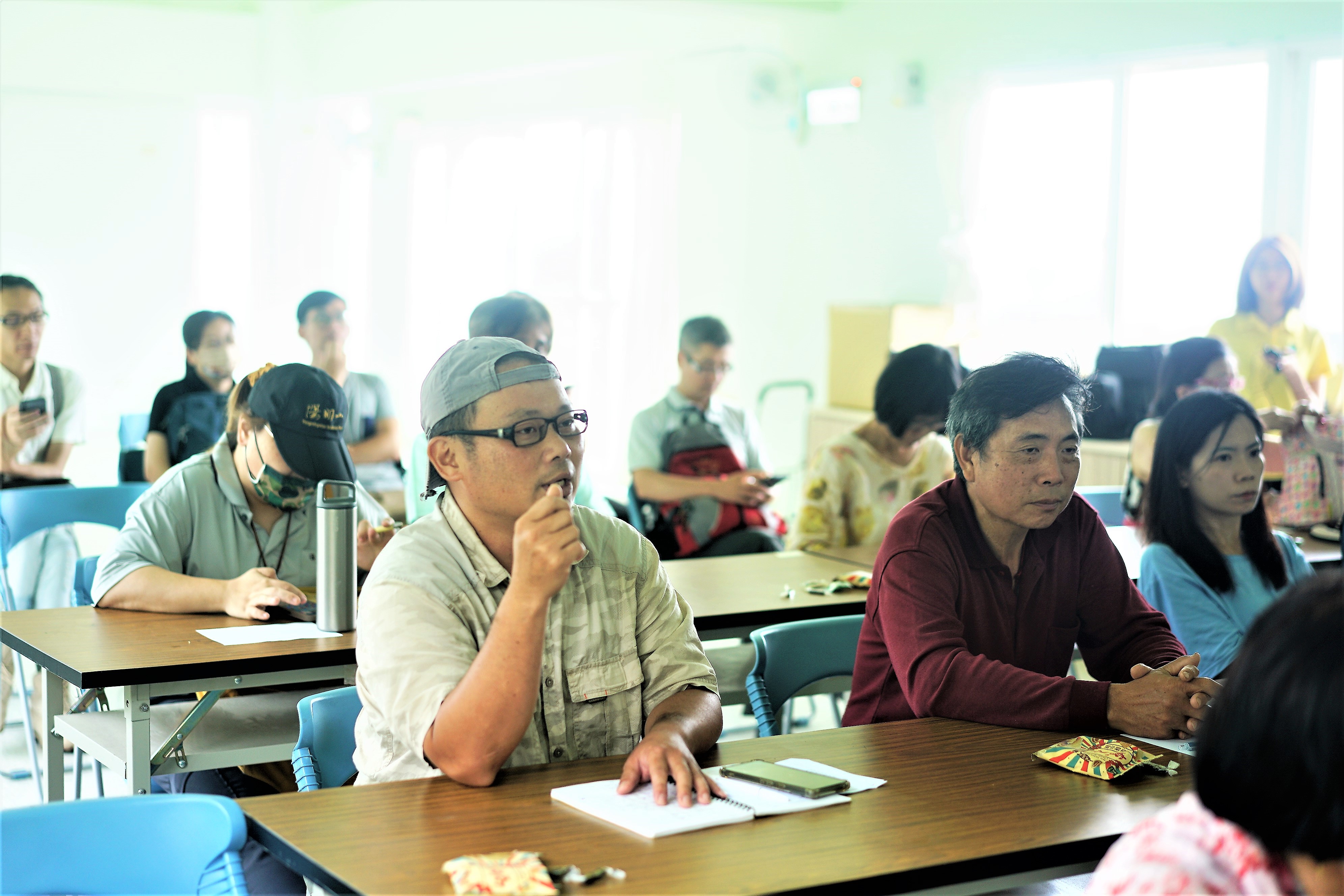 從各地來參與課程，且非常認真學習